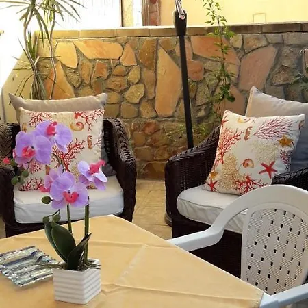 Alojamento de Acomodação e Pequeno-almoço 4 Stagioni Villasimius