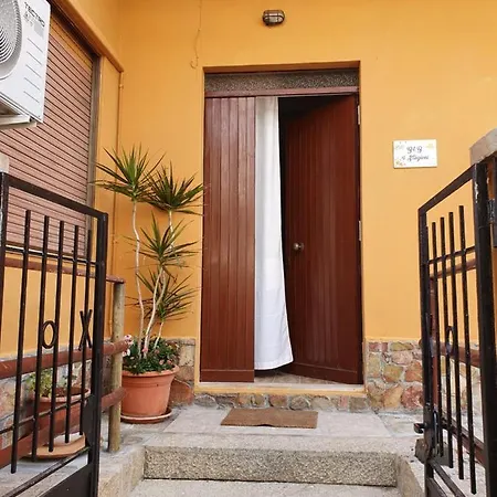 4 Stagioni Alojamento de Acomodação e Pequeno-almoço Villasimius